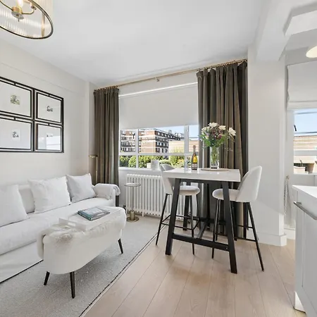 Nell Gwynn Chelsea Accommodation-3